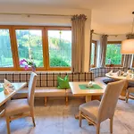 Pensjonat Gaestehaus Elisabeth Radstadt