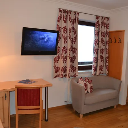 Gaestehaus Elisabeth Pensionat 3*