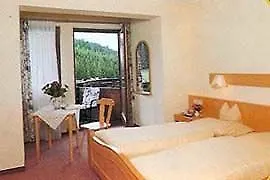 Pensionat Gaestehaus Elisabeth 3*