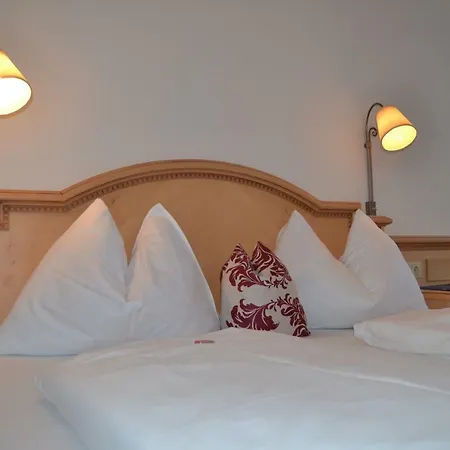 ゲストハウス Gaestehaus Elisabeth ラートシュタット