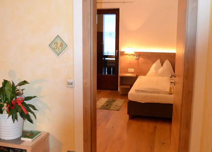 Πανσιόν Gaestehaus Elisabeth 3*