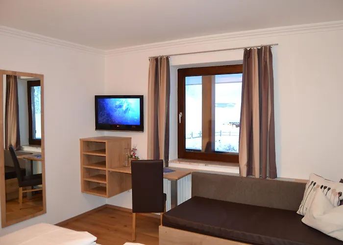 Πανσιόν Gaestehaus Elisabeth 3*