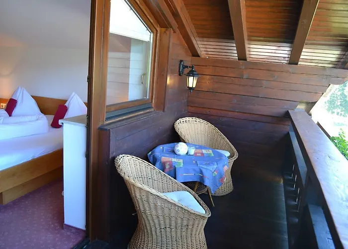 Πανσιόν Gaestehaus Elisabeth 3*